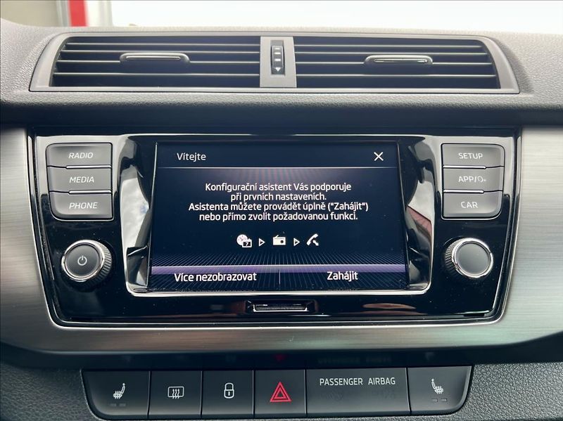 Škoda Fabia 1,0 STYLE / LED / kamera / ČR - fotka 26 z 48