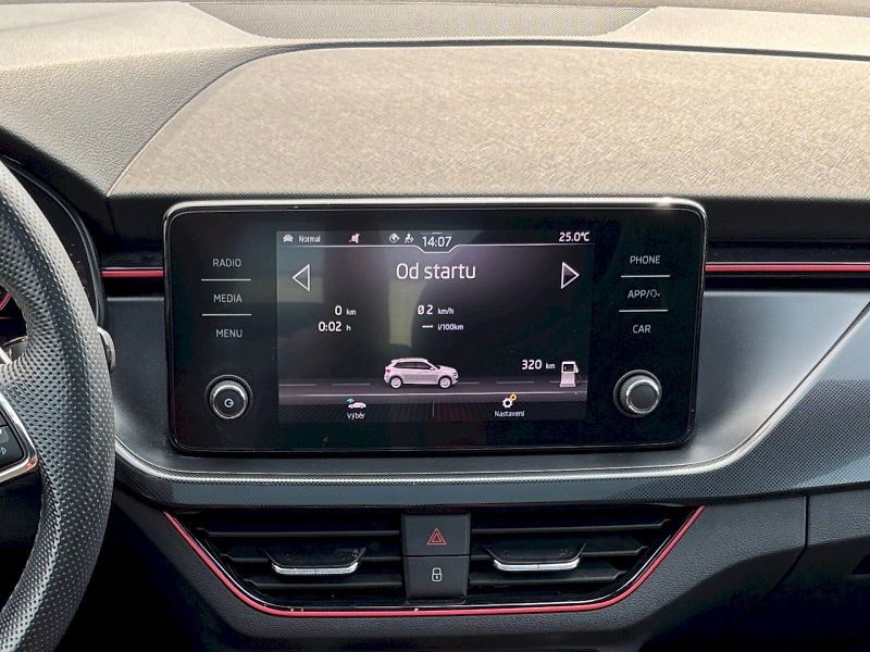 Škoda Kamiq (2022) Monte Carlo 1.0 TSI 81 kW - fotka 22 z 31