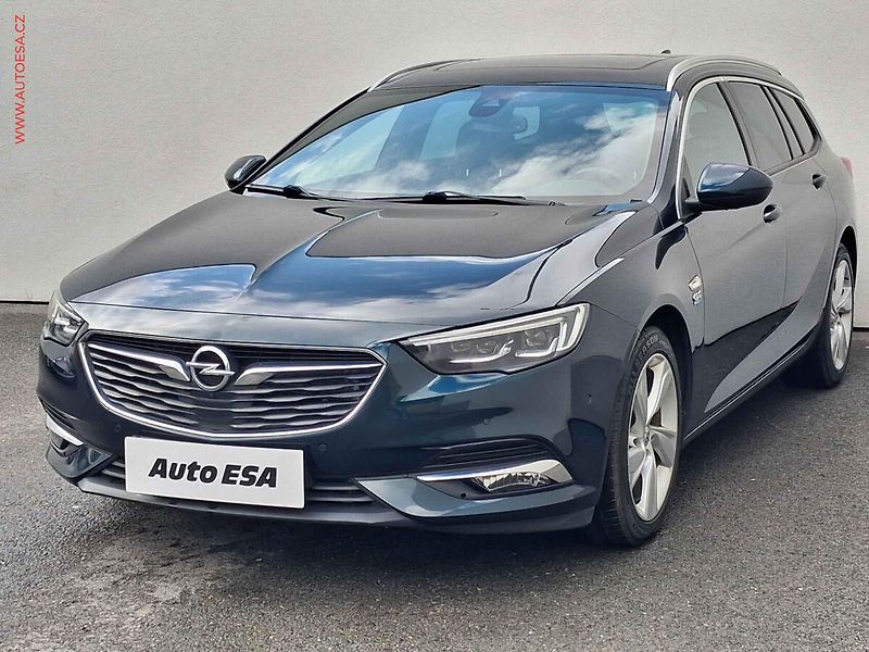 Opel Insignia (2017) 2.0 CDTi, OPC line, LED - fotka 3 z 18