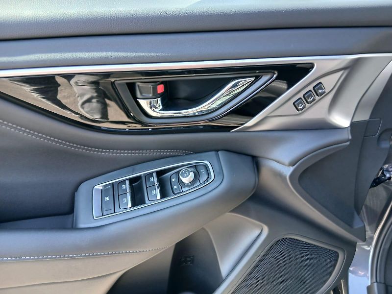 Subaru Outback (2025) 2.5i- TOURING  *NOVINKA*HARMAN - fotka 8 z 12