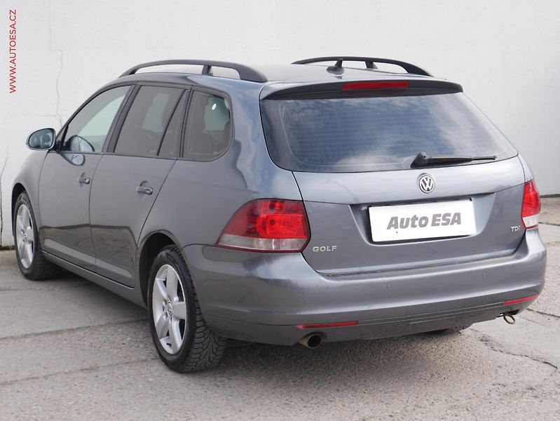 Volkswagen Golf (2013) 1.6 TDi VI, Navi, AC - fotka 4 z 16