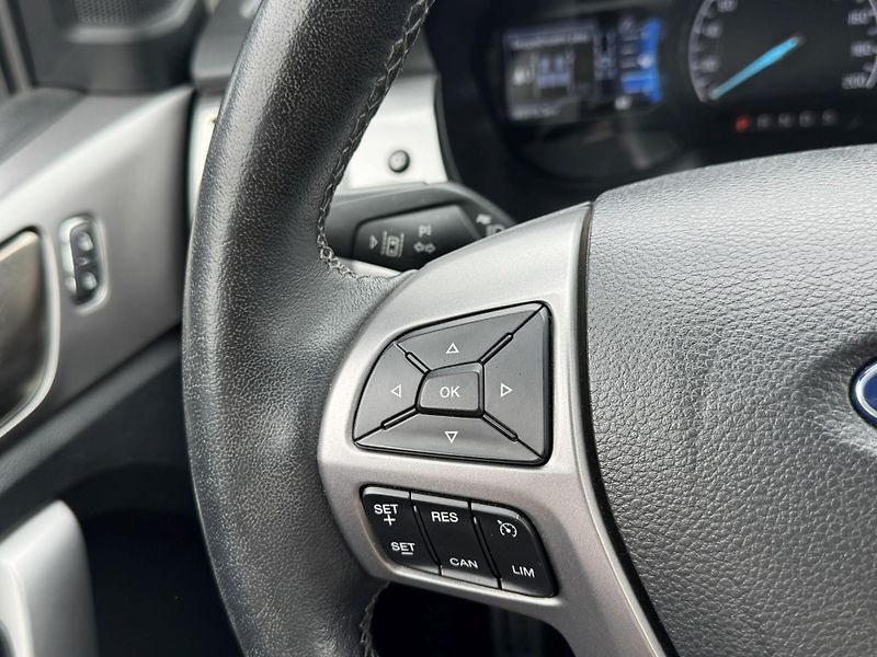 Ford Ranger Limited 157kw + tažné z. - fotka 23 z 54