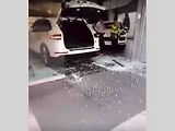 Podnikatel samozřejmě skončil v rukách policistů.