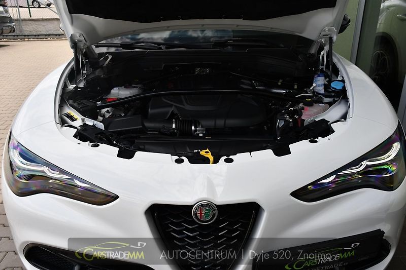 Alfa Romeo Stelvio 2.2 JTDm 154kW  Připravujeme - fotka 46 z 49