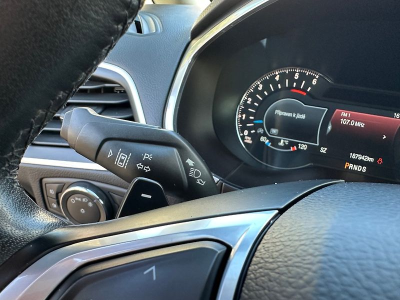 Ford S-MAX (2016) 2,0TDCI154kw Bi-Turbo Titanium - fotka 23 z 29