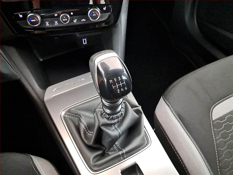 Opel Mokka (2025) 1.2 Turbo - fotka 16 z 19