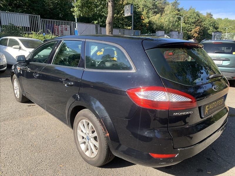 Ford Mondeo 2,0 TDCI - fotka 7 z 16