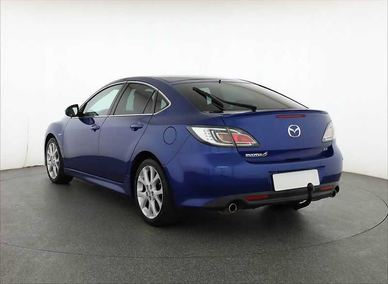 Mazda 6 (2009) 2.5, Xenony, Tempomat - fotka 4 z 14