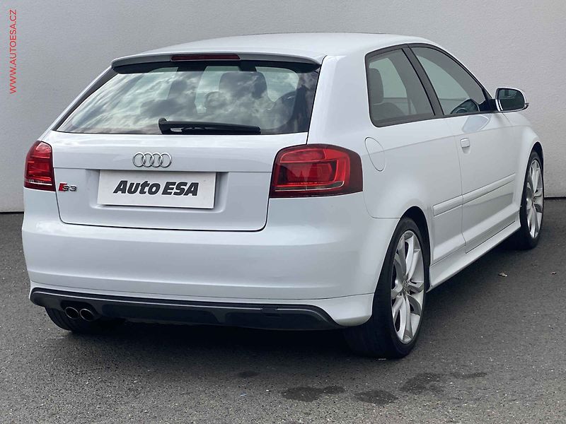 Audi S3 (2011) 2.0 TFSi Quattro, Bixen, šíbr - fotka 4 z 15