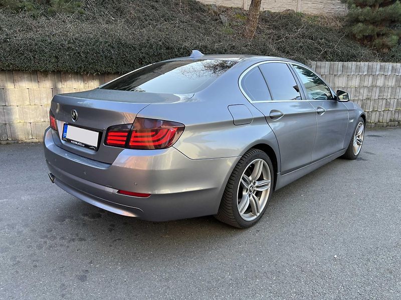 BMW Řada 5 530d 190 kW NOVÁ STK - fotka 4 z 15