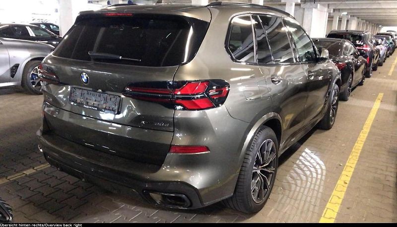 BMW X5 xDrive30d - fotka 7 z 10