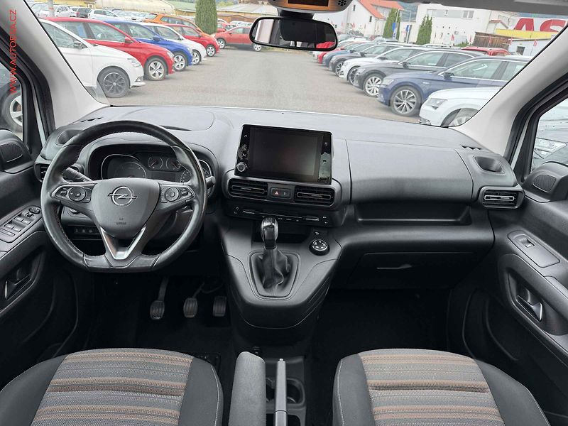 Opel Combo (2019) 1.5 CDTi, ČR, AC, výhřev sed - fotka 7 z 17
