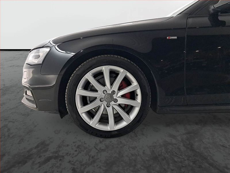 Audi A4 (2014) S-Line 3.0 TDI, 4X4, Automat - fotka 15 z 23