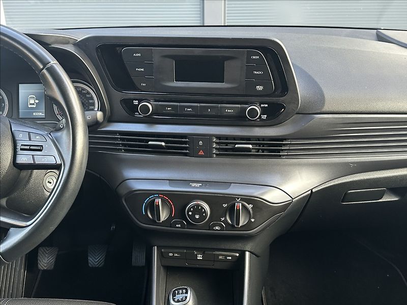 Hyundai Bayon 1,2 84PS  Comfort Club - fotka 25 z 50