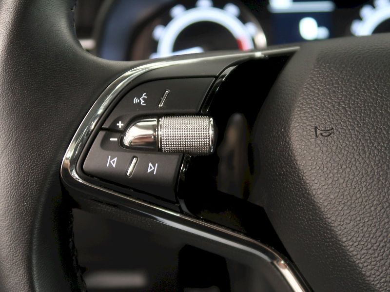 Škoda Kamiq (2023) STYLE 1.0TSI 70KW - fotka 18 z 33