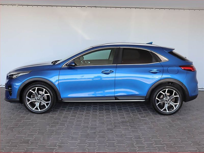 Kia XCeed (2020) 1.4 T-GDI, Automat, Serv.kniha - fotka 3 z 25