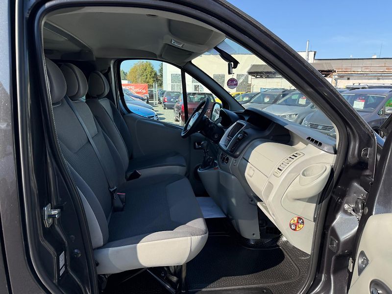 Opel Vivaro 2.0 CDTI 9 MÍST KLIMA - fotka 9 z 13