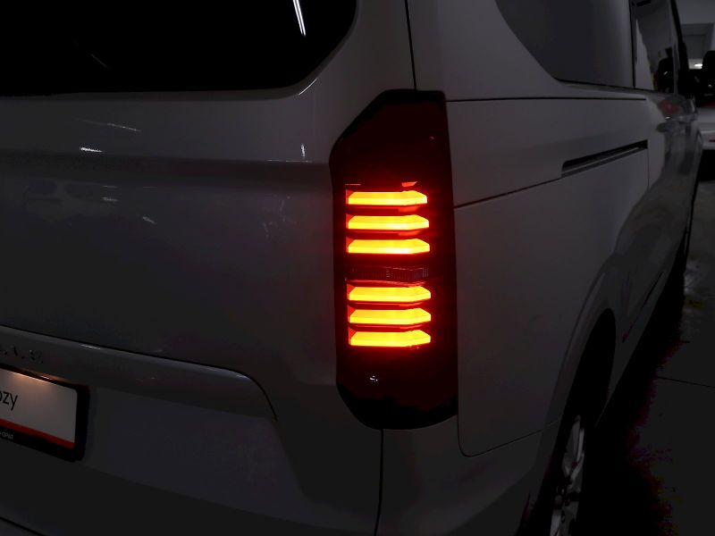 Volkswagen Caravelle (2025) LIFE 2.0TDI 110KW 8MÍST - fotka 11 z 31