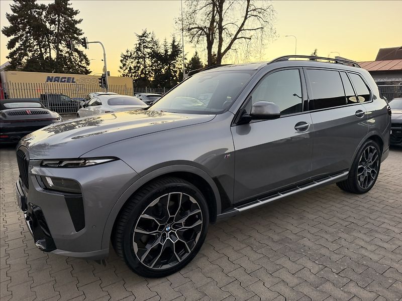 BMW X7 40d Msport X-drive - fotka 8 z 43