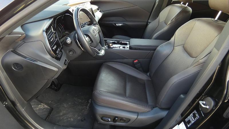 Lexus RX 350h 2.5 HEV 4x4 E-Four e-CVT Execu - fotka 17 z 23