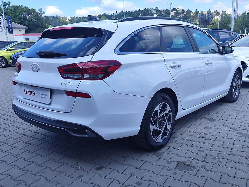 Hyundai i30 1.5 T-GDI/103kW Style - fotka 5 z 34