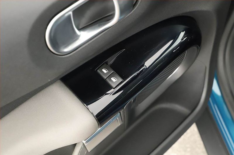 Citroën C4 Cactus (2018) 1.2 PureTech, Automat - fotka 18 z 18