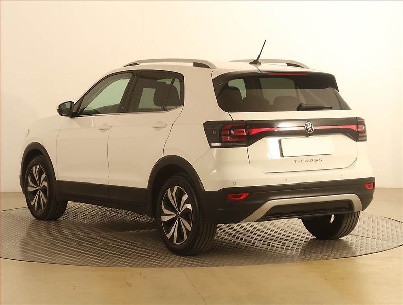Volkswagen T-Cross (2021) 1.0 TSI - fotka 4 z 19