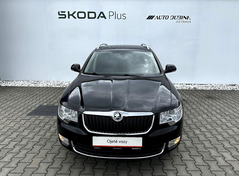 Škoda Superb (2019) Combi 2.0 TDI CR DPF 125kW MP6 - fotka 4 z 28