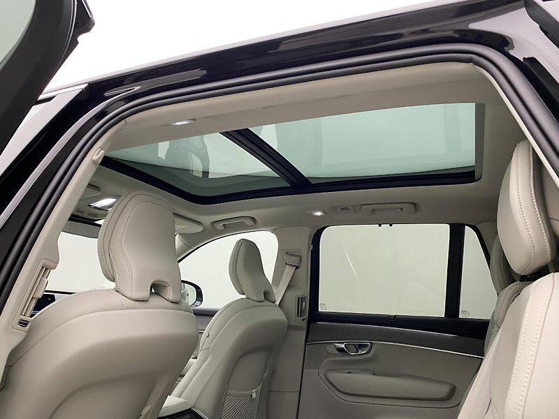 Volvo XC90 (2026) T8 AWD Plug-in BRIGHT PLUS 7m - fotka 31 z 68