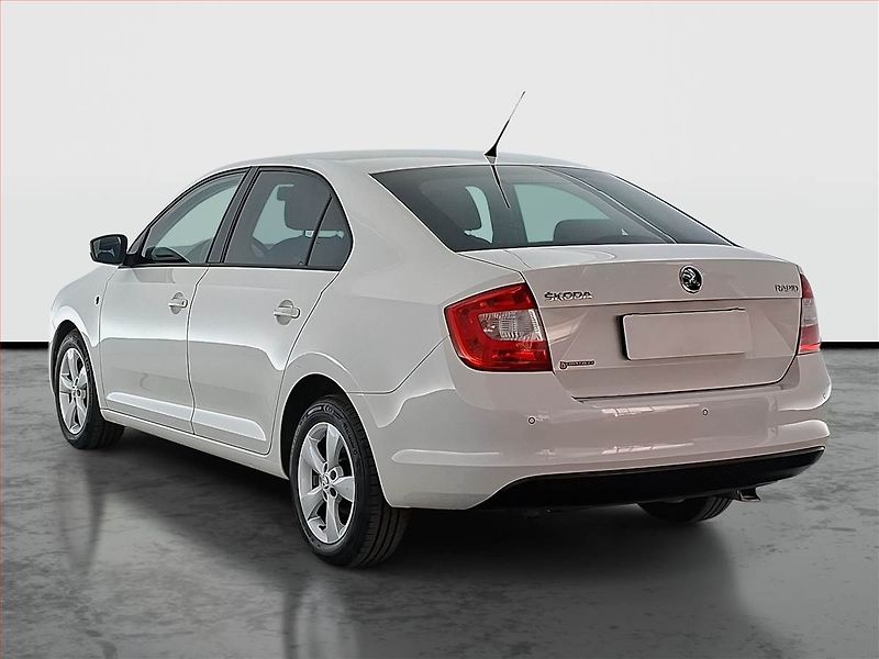 Škoda Rapid (2013) Ambition 1.2 TSI - fotka 4 z 15