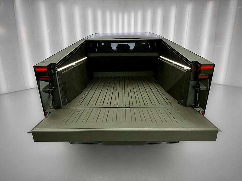 Tesla Ostatní AWD 438 KW FOUNDATION SERIES, - fotka 31 z 31