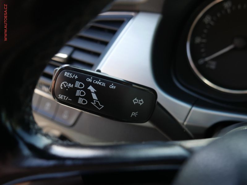 Škoda Fabia (2015) 1.0i, ČR, AC - fotka 14 z 17