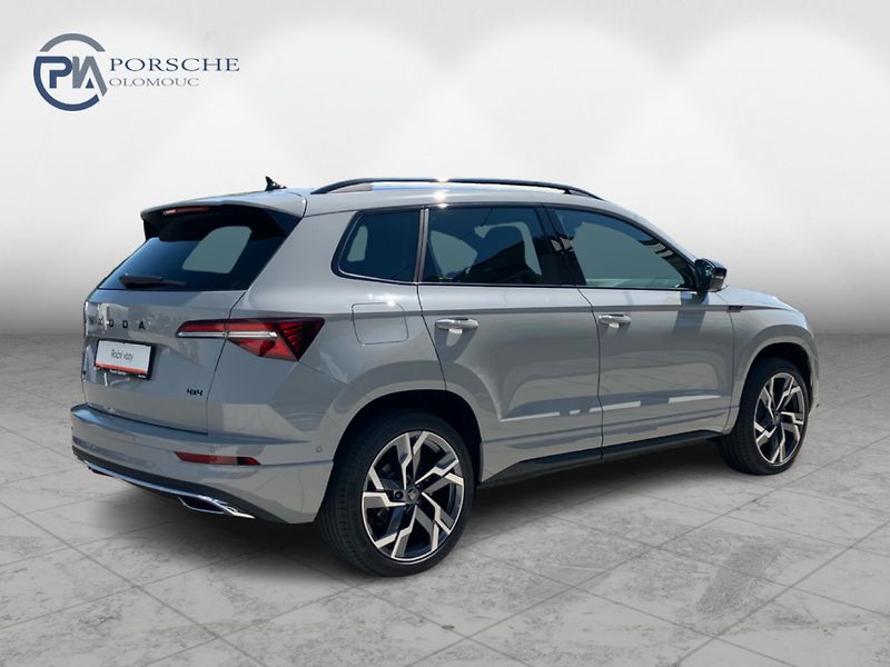 Škoda Karoq 2.0 TDi 110 kW SPORTLINE 4X4 D - fotka 2 z 30