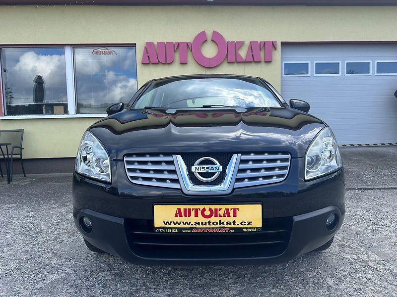 Nissan Qashqai (2009) 1.5dCi Tempomat/1MAJ/78kW - fotka 8 z 25