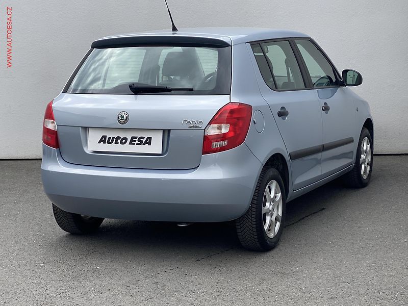 Škoda Fabia (2010) 1.2 TSi, Cool Edition, AC - fotka 4 z 13
