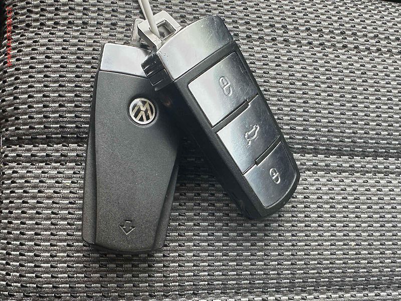 Volkswagen Passat (2012) 2.0TDi 4x4, DSG, bixen, navi - fotka 24 z 24