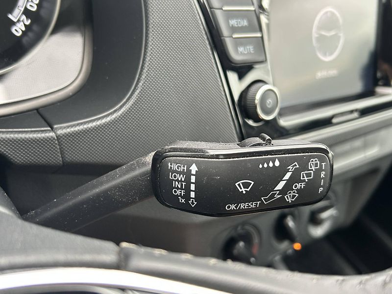 Škoda Fabia Tour Ambition 1,0TSI - fotka 14 z 23