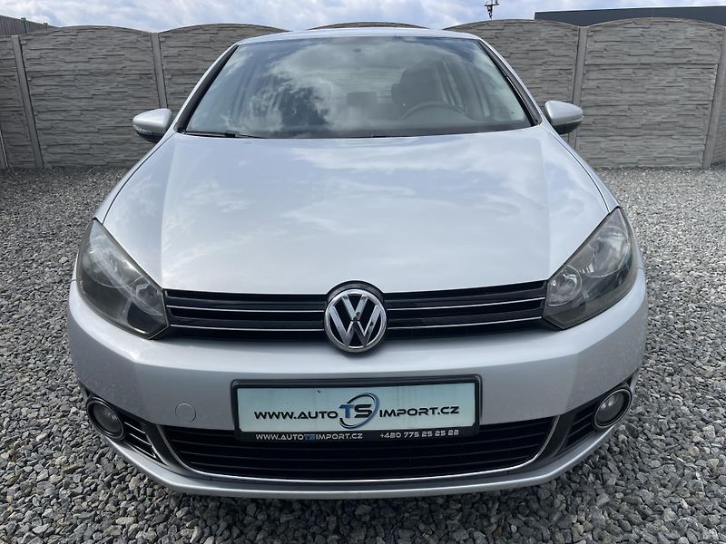 Volkswagen Golf 1.6TDi 105PS  6 HIGHLINE TOP!! - fotka 10 z 176