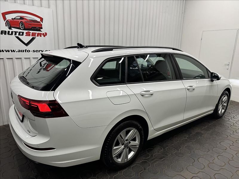 Volkswagen Golf 1.5TGI 96kW DSG ACC 2XKOLA DPH - fotka 8 z 41