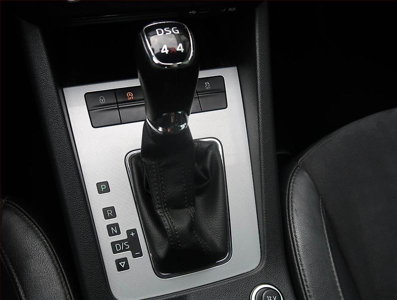 Škoda Octavia (2013) Elegance 1.8 TSI, 4X4 - fotka 13 z 23