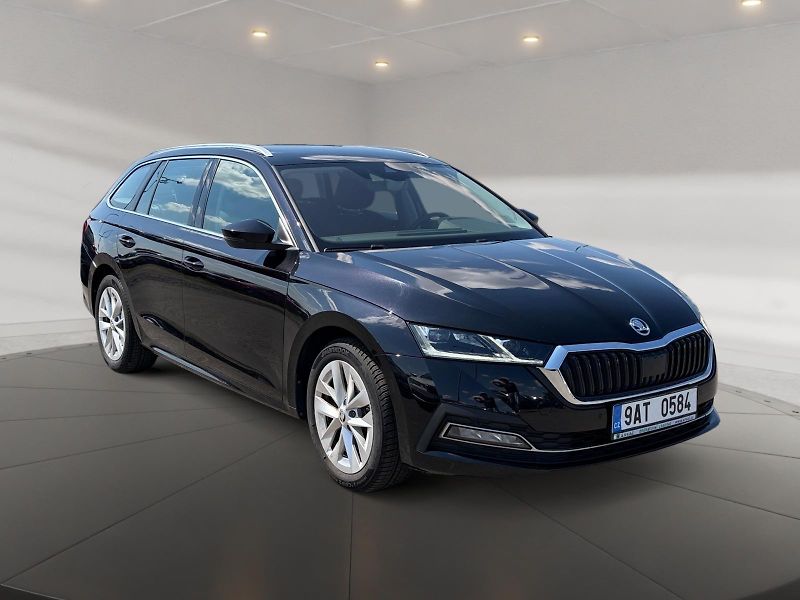Škoda Octavia (2023) STYLE 2.0TDI 110kW DSG 4x4 CZ - fotka 3 z 11