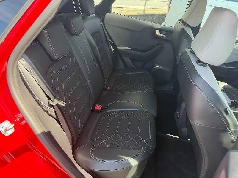 Ford Puma Premium, 5dveřová, 43 kWh STAN - fotka 10 z 22