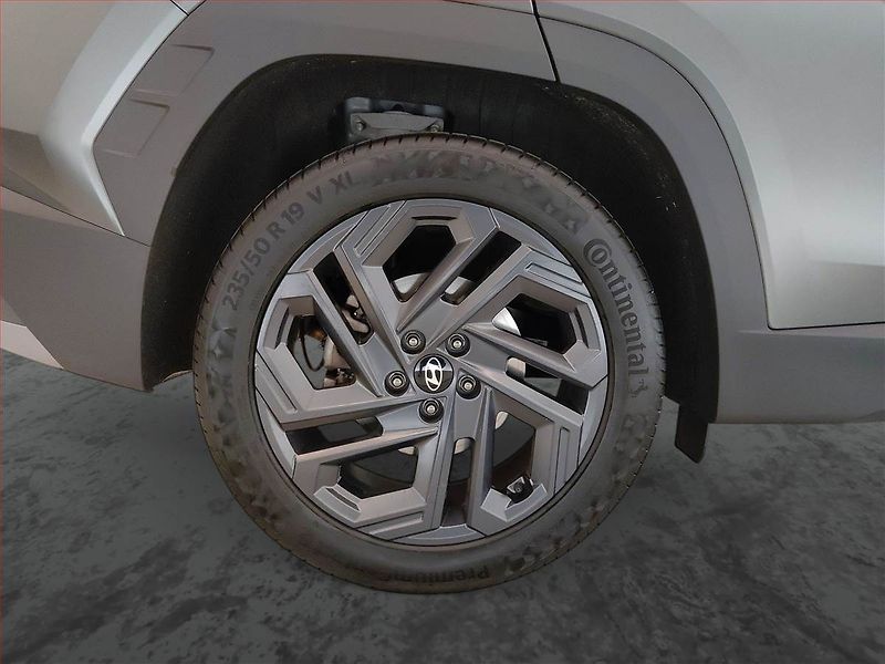 Hyundai Tucson (2025) 1.6 T-GDI - fotka 15 z 18