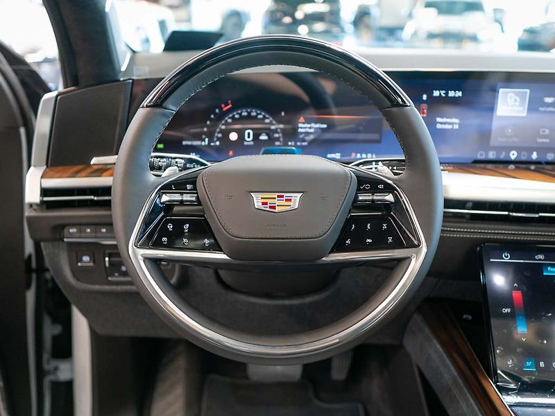 Cadillac Escalade (2026) 6.2 ESV Sport Platinum 2026 - fotka 18 z 50