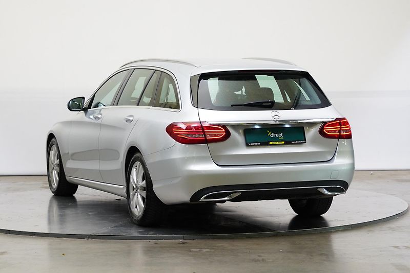 Mercedes-Benz Třídy C - fotka 7 z 28
