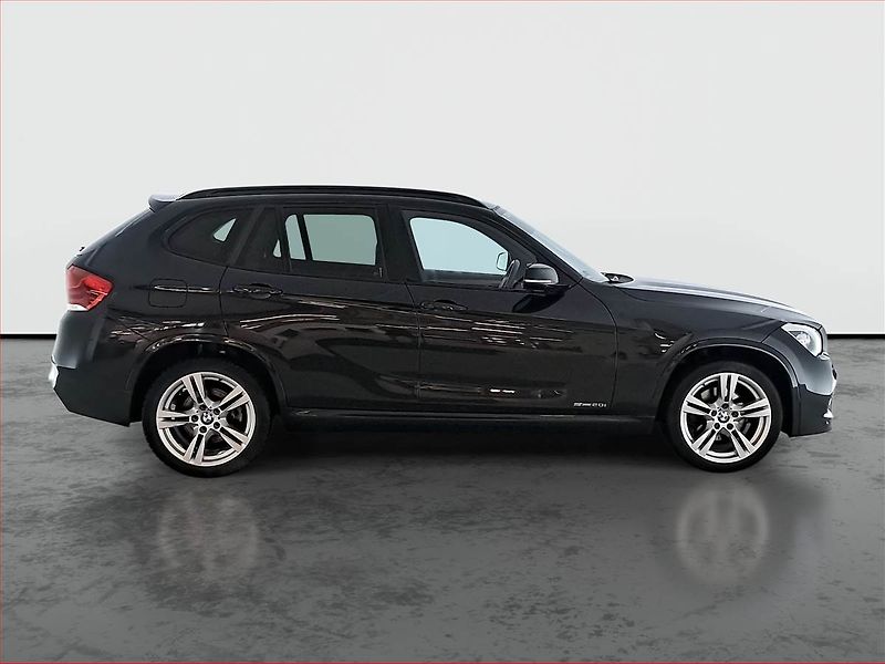 BMW X1 (2012) sDrive20i, Automat, Tempomat - fotka 6 z 16