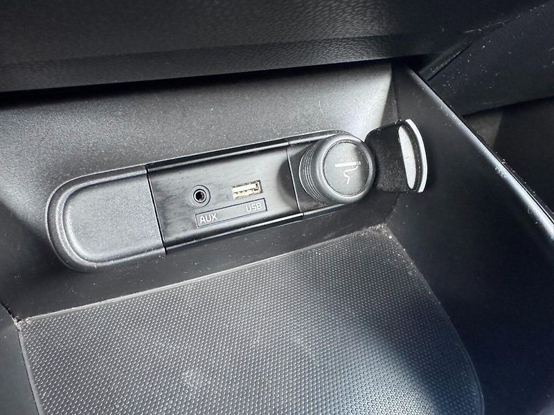 Kia Soul (2015) 1,6 CRDI 16 V 94 KW TAŽNÉ - fotka 31 z 47