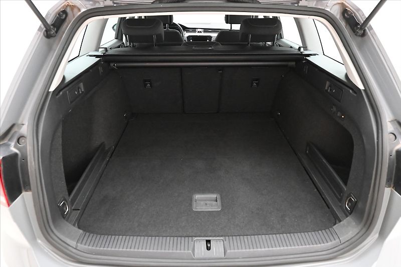 Volkswagen Passat 2,0 TDI 110kW Business Záruka - fotka 9 z 25