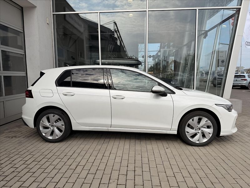 Volkswagen Golf (2026) 1,5 TSI 85kW 6G  People - fotka 5 z 17