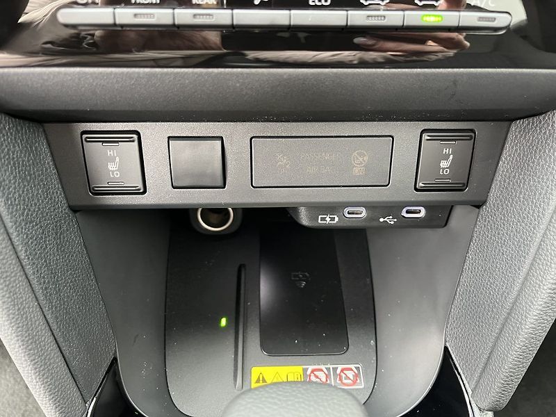 Toyota Yaris Cross 1.5 HEV Style (2x4) - fotka 17 z 24